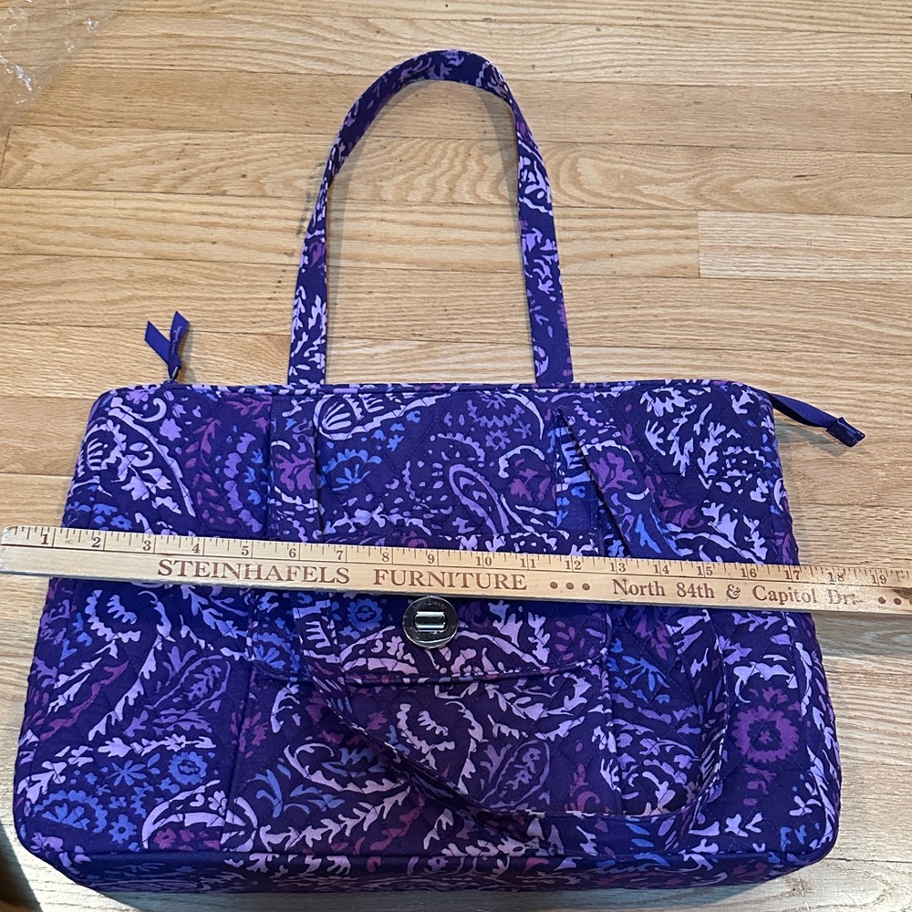 Vera Bradley Purple Paisley Bag and Ditty bag set - Picture 12 of 12